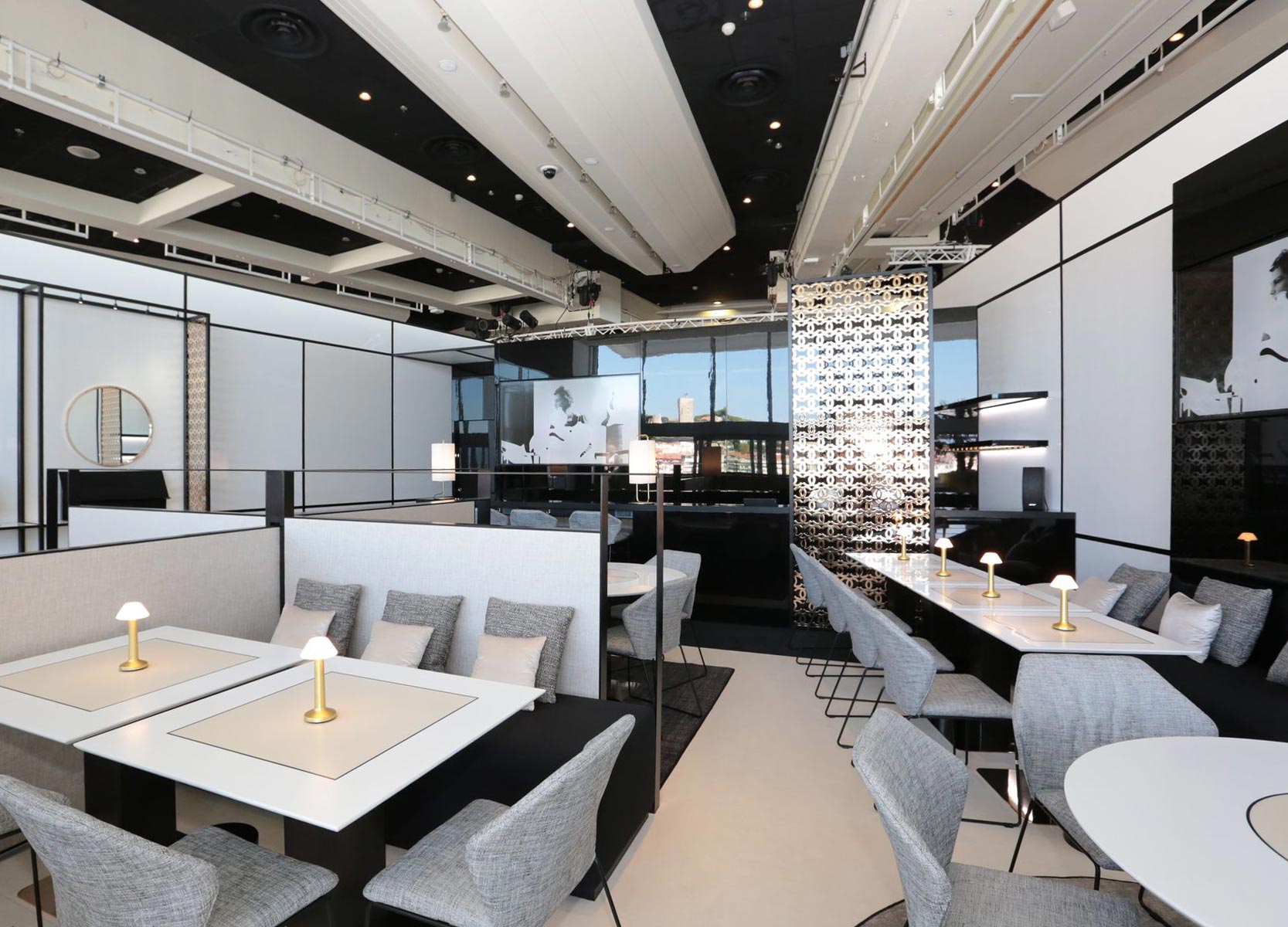 CHANEL SHOWROOM | TWFA CANNES 2021
